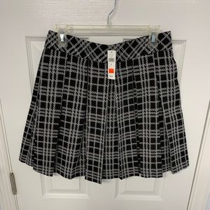 black and white plaid skirt